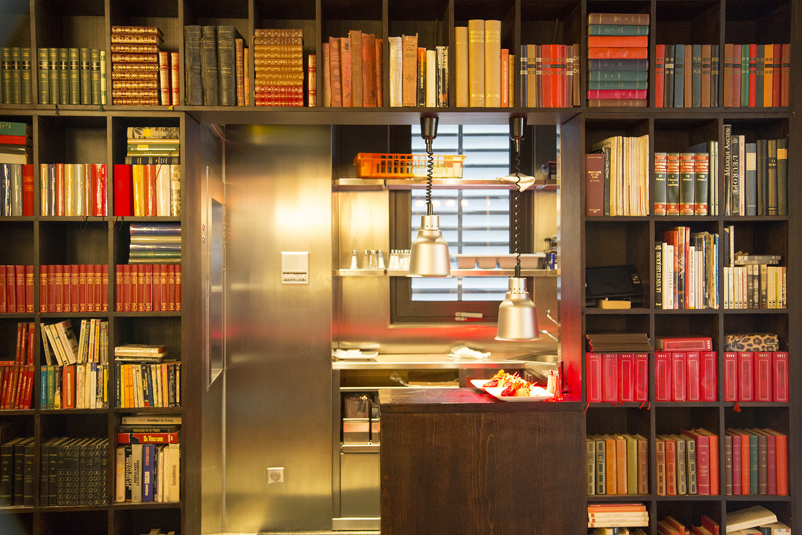 Le Bodegon. 14 place de la Victoire - 33000 Bordeaux